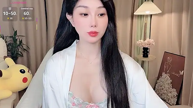 Xiatian520  online show from September 26, 2025, 1:48 pm