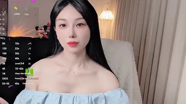 Xiatian520  online show from April 1, 2026, 3:51 am