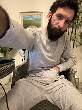 Michel huge online show from November 28, 2025, 8:28 am