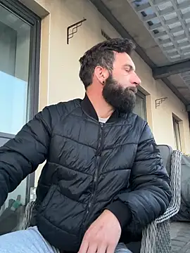 Michel huge online show from April 22, 2026, 5:10 am