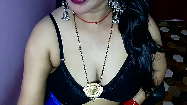 QUEEN SAKHI- online show from June 4, 2026, 7:47 am