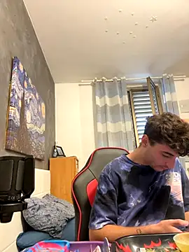 Thelouniost334    online show from September 22, 2025, 10:06 am