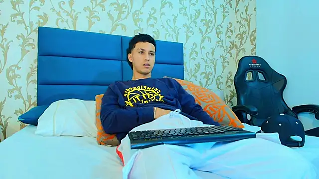 Marcus Jeron online show from October 16, 2025, 2:34 am