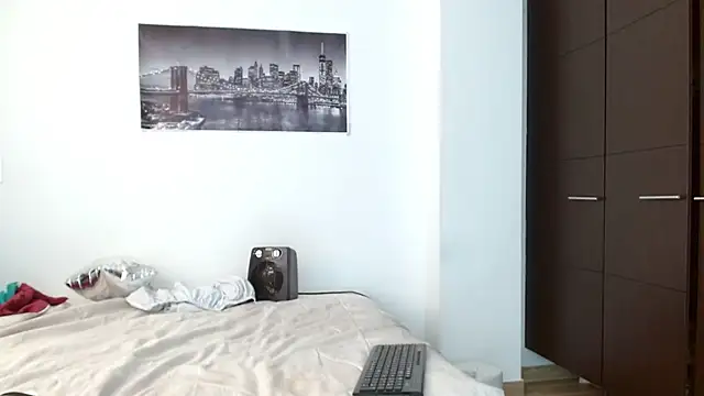 AntonyDAngelo25 online show from October 22, 2025, 7:24 pm