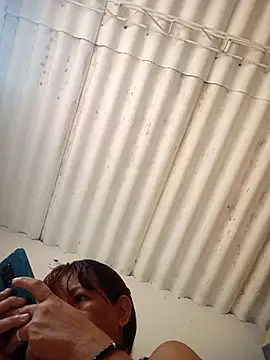 marinita13 online show from February 7, 2026, 5:38 pm