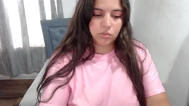 Snapshot of sarah_aguilar chatting on May 31, 2026, 6:20 pm sarah aguilar online show from May 31, 2026, 6:20 pm