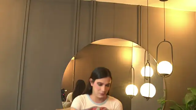 Snapshot of Ariaa_Isabell chatting on July 17, 2026, 6:46 pm Ariaa Isabell online show from July 17, 2026, 6:46 pm