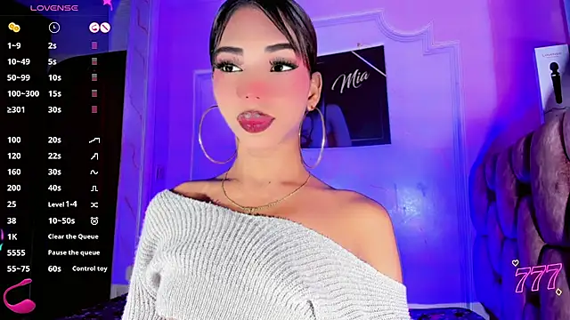 Snapshot of LADY-HOT-SEXY- chatting on June 29, 2026, 12:06 am LADY-HOT-SEXY- online show from June 29, 2026, 12:06 am
