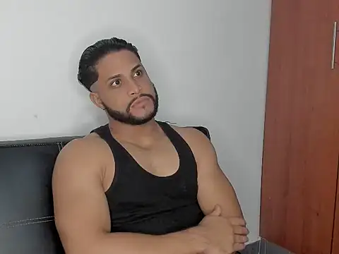 Pier Simons online show from September 14, 2025, 9:52 am