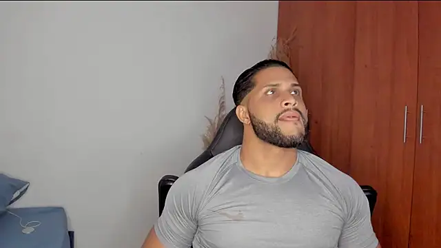 Pier Simons online show from April 22, 2026, 5:10 am