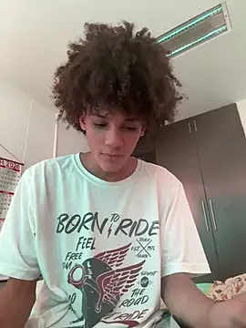 Max Rain online show from April 3, 2026, 6:28 pm