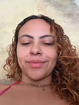 Snapshot of Chloe_Leaozinho chatting on May 26, 2026, 5:42 pm Chloe Leaozinho online show from May 26, 2026, 5:42 pm