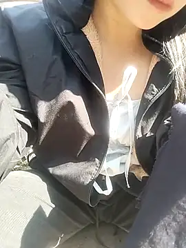 Tiyir597 online show from January 12, 2026, 4:07 am