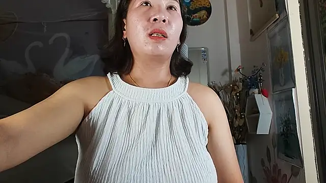 lyly asian online show from July 21, 2026, 2:08 pm
