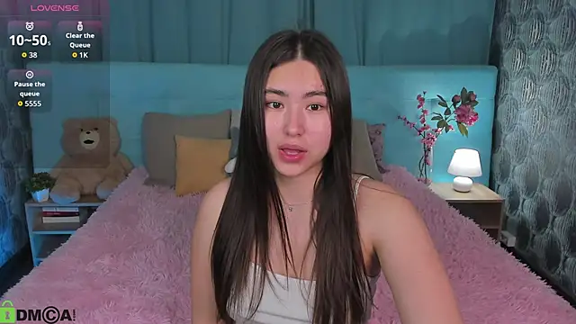 Megan Williamms online show from October 21, 2025, 9:21 am