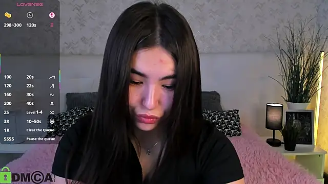 Megan Williamms online show from October 22, 2025, 12:55 am