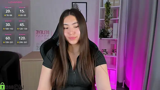 Megan Williamms online show from December 5, 2025, 9:29 am