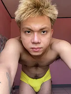 JerichoGutierez online show from April 15, 2026, 2:29 am