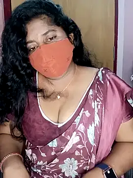 Jessi 25 online show from October 21, 2025, 5:24 pm