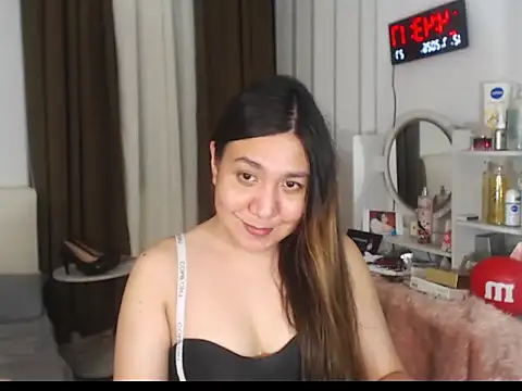 stellahugeX online show from July 11, 2026, 8:44 pm