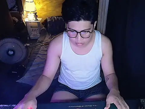 Lowel Smith online show from September 29, 2025, 1:49 pm