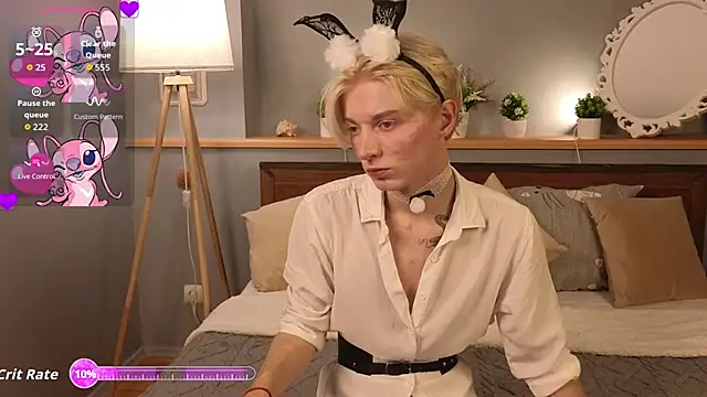 fiachand online show from September 20, 2025, 8:54 pm