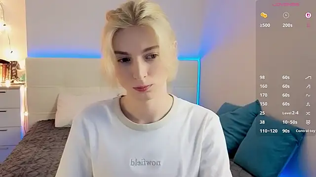 fiachand online show from April 25, 2026, 4:04 pm