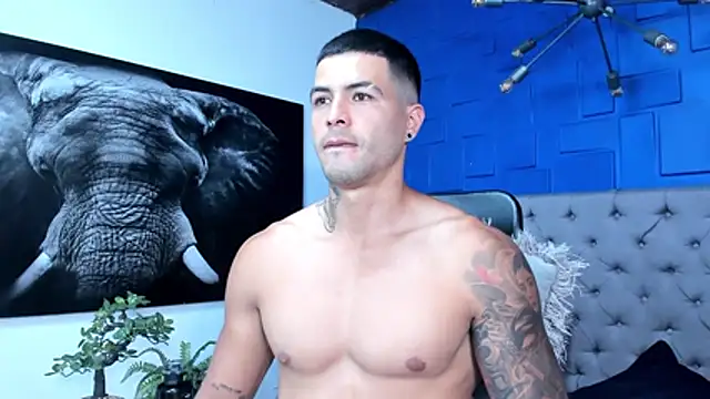 andres-clark92 online show from December 17, 2025, 5:30 pm