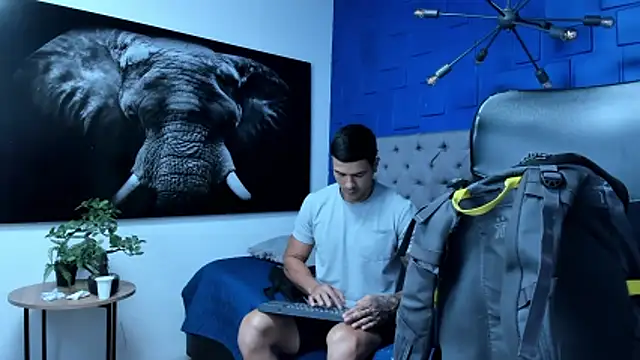 andres-clark92 online show from February 7, 2026, 3:38 pm