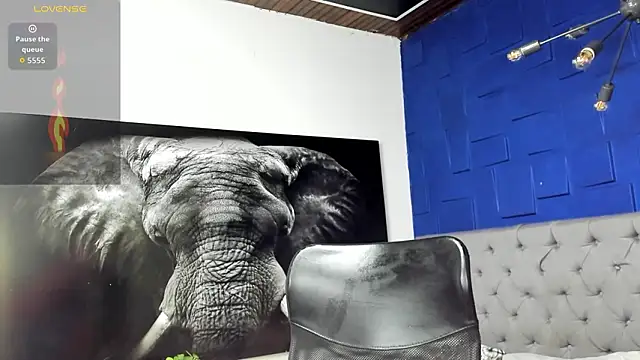 andres-clark92 online show from March 25, 2026, 4:24 pm