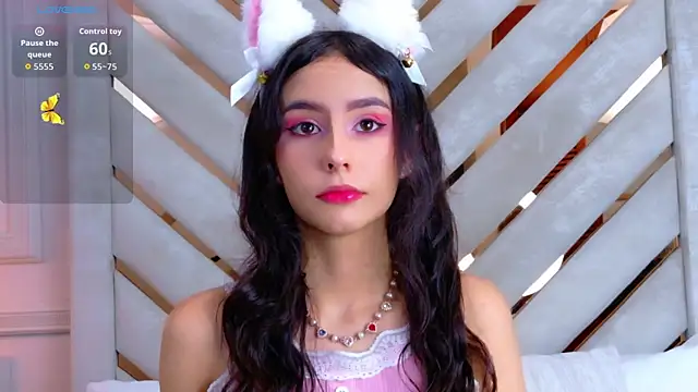 Sarah-Grace online show from October 29, 2025, 2:47 am