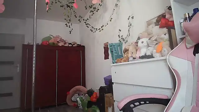 vVicicaaa online show from September 21, 2025, 9:44 am