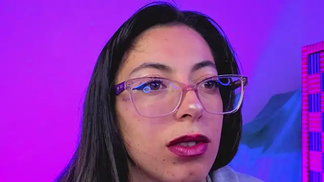 Miranda sexlove  online show from March 4, 2026, 6:58 pm