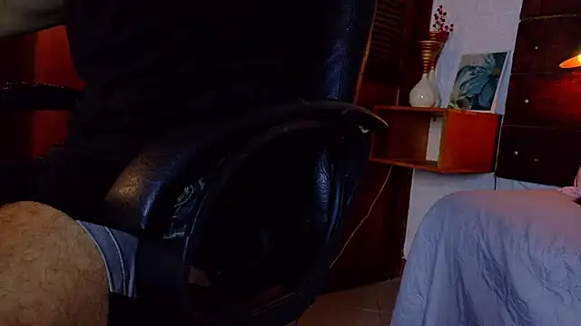 ALANNFERRER online show from September 17, 2025, 10:28 am