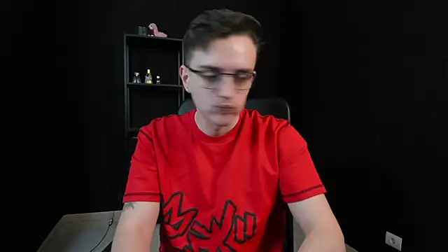 FelixStarkk online show from May 11, 2026, 6:41 am