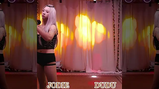 yznt-dudu online show from July 12, 2026, 3:19 am