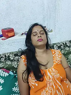 Hot-Riya001 online show from June 7, 2026, 8:01 pm