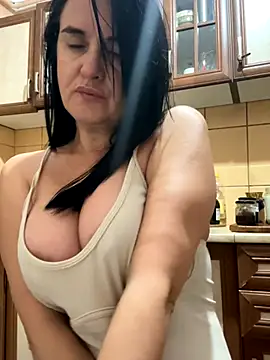 TriumphLove online show from October 8, 2025, 5:38 am