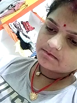 Hot mirchjii online show from September 13, 2025, 10:31 pm