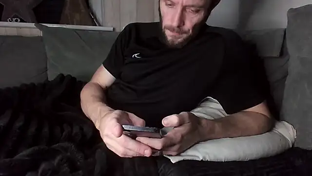 MasterJakeJohns online show from December 3, 2025, 11:36 pm