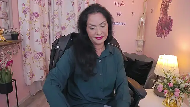 MyLovOne online show from October 25, 2025, 2:56 pm