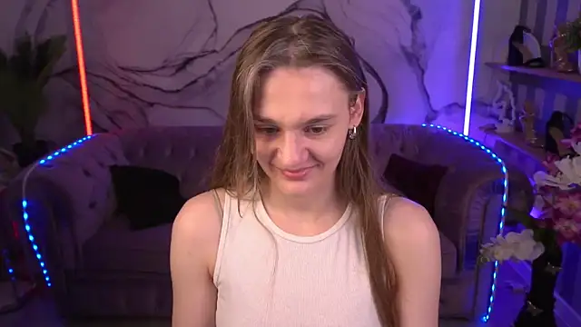 Snapshot of DiamondGoldie chatting on September 12, 2025, 6:46 am DiamondGoldie online show from September 12, 2025, 6:46 am