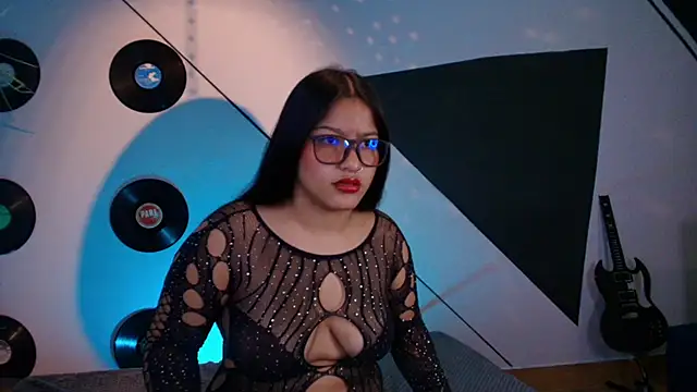 Lilith and Khloe online show from September 26, 2025, 11:25 am