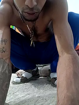 Negritohot2828 online show from October 2, 2025, 4:41 am