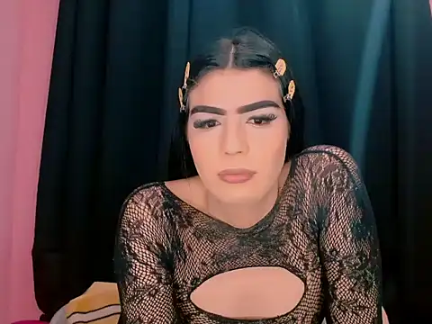  crystal23  online show from September 30, 2025, 11:32 pm