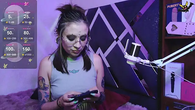 vainilla doll online show from April 21, 2026, 1:53 am