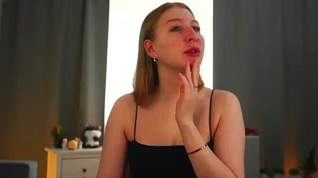 LorettaGladman online show from April 3, 2026, 4:10 am