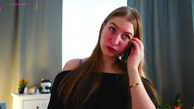 LorettaGladman online show from April 15, 2026, 4:19 am