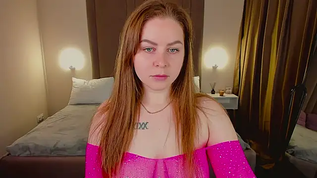 MikaBloom online show from September 13, 2025, 2:22 am