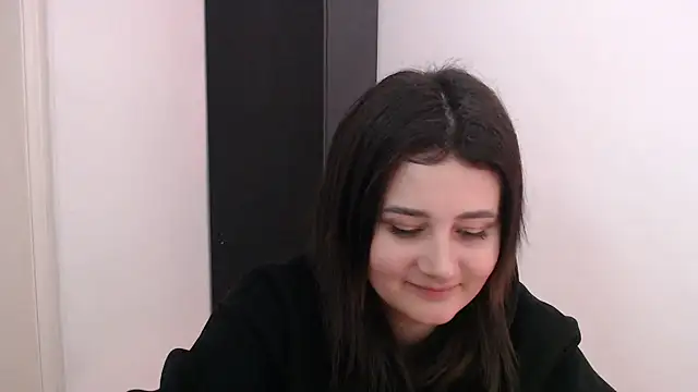 Katrin kiss  online show from September 26, 2025, 10:30 am